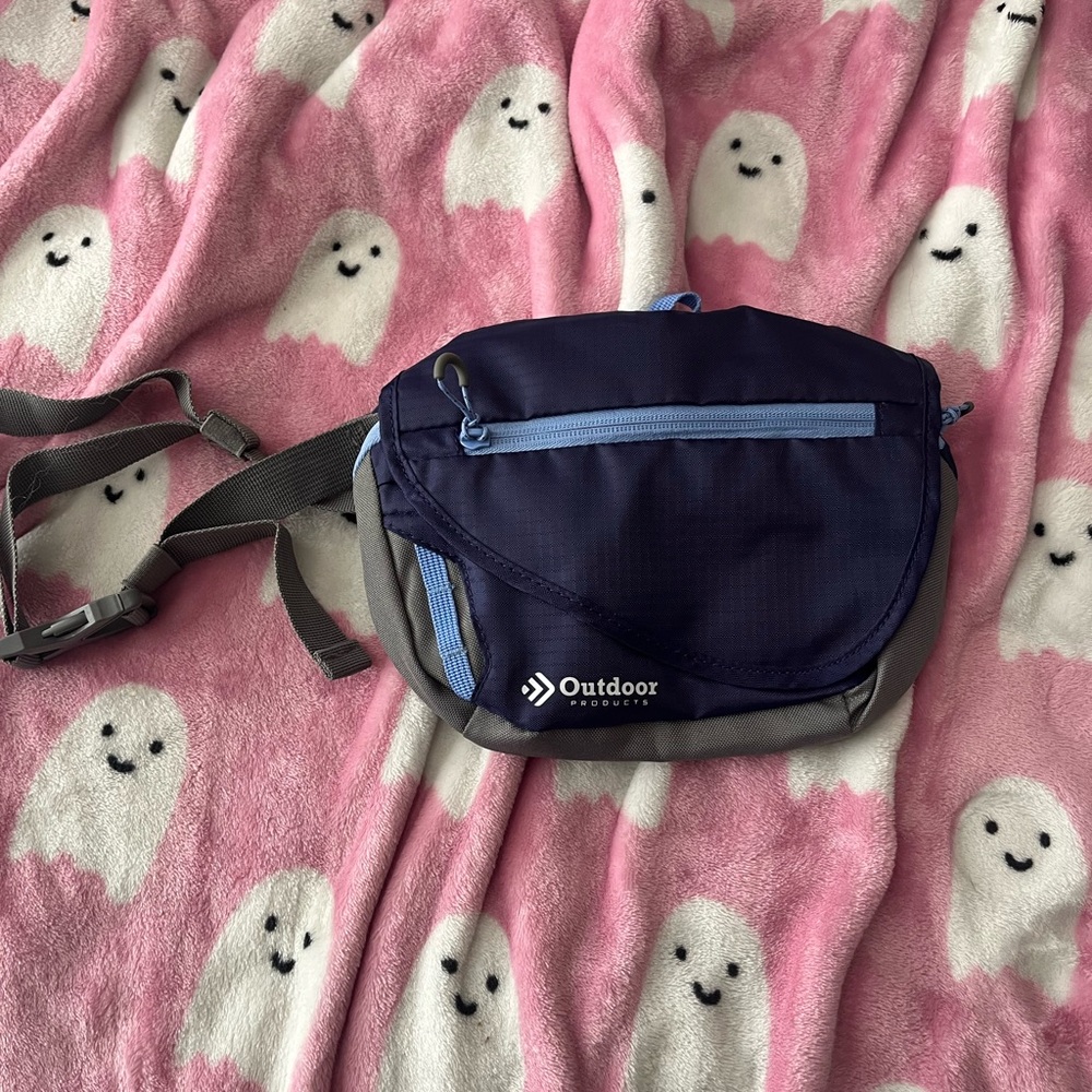 Fanny pack